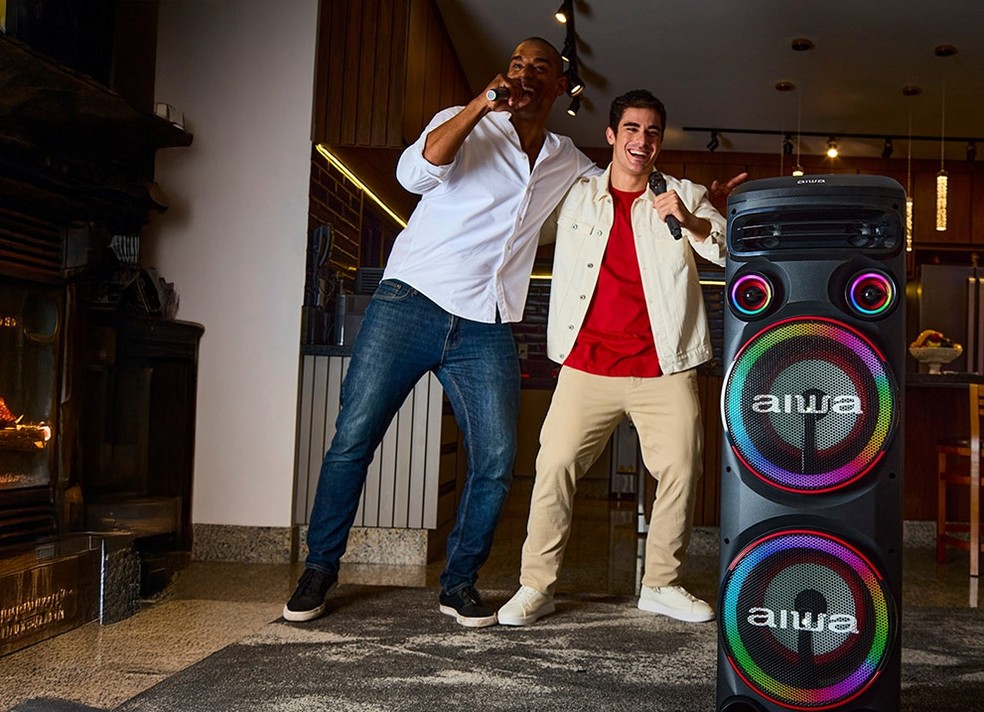 Qual a melhor caixa de som: JBL ou Aiwa? Comparamos para você
