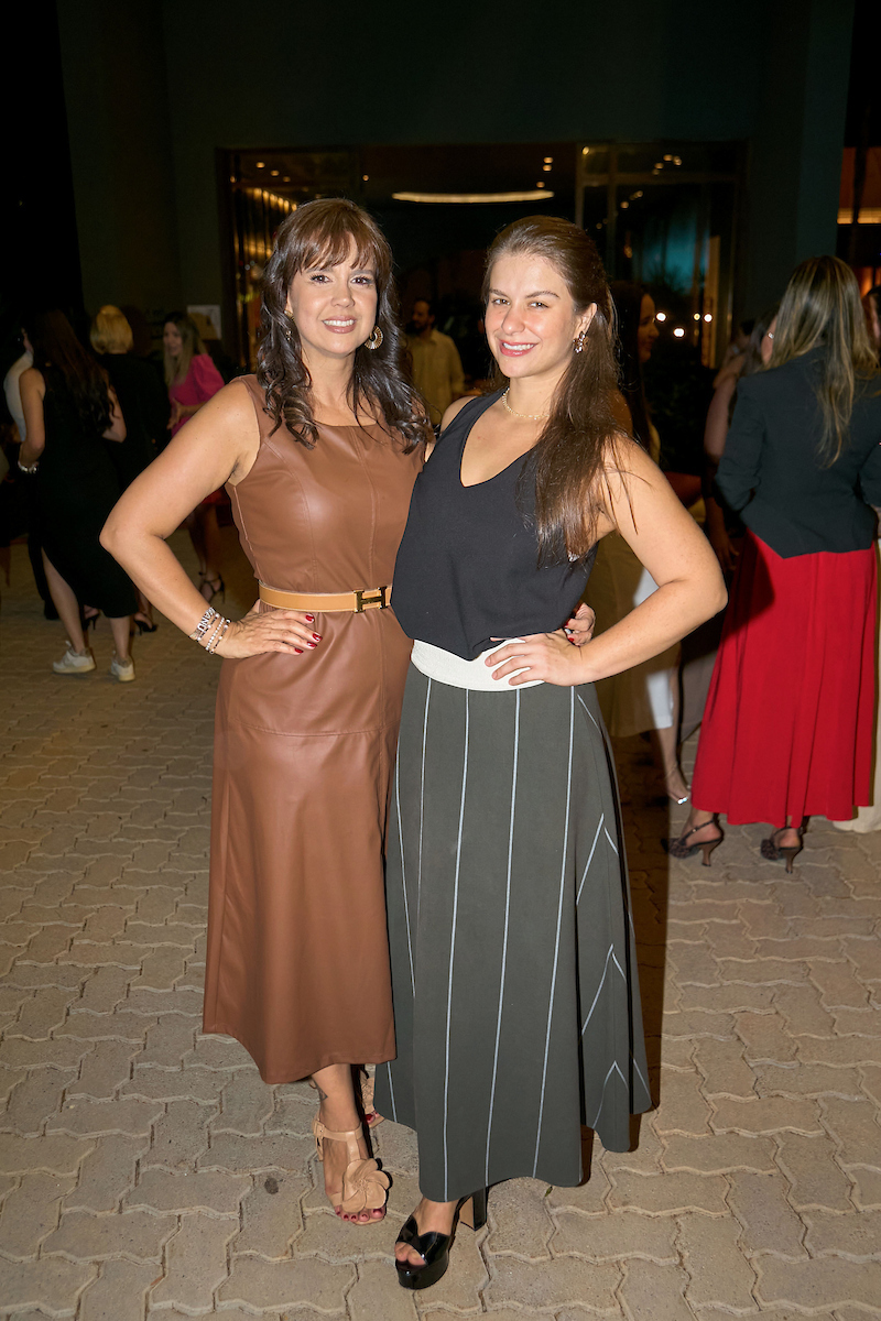 Marcelo Chaves reúne amigos especiais para celebrar nova idade na CASACOR