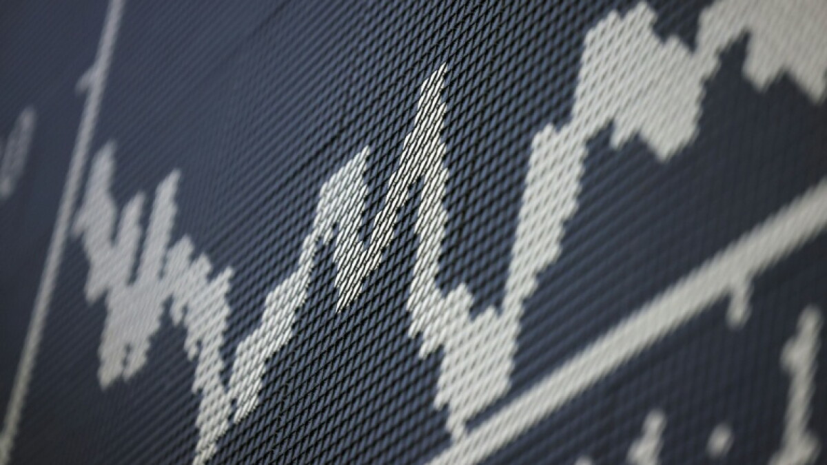 As ações asiáticas foram mistas enquanto dados positivos dos EUA foram compensados por elevados rendimentos de títulos e preços do petróleo