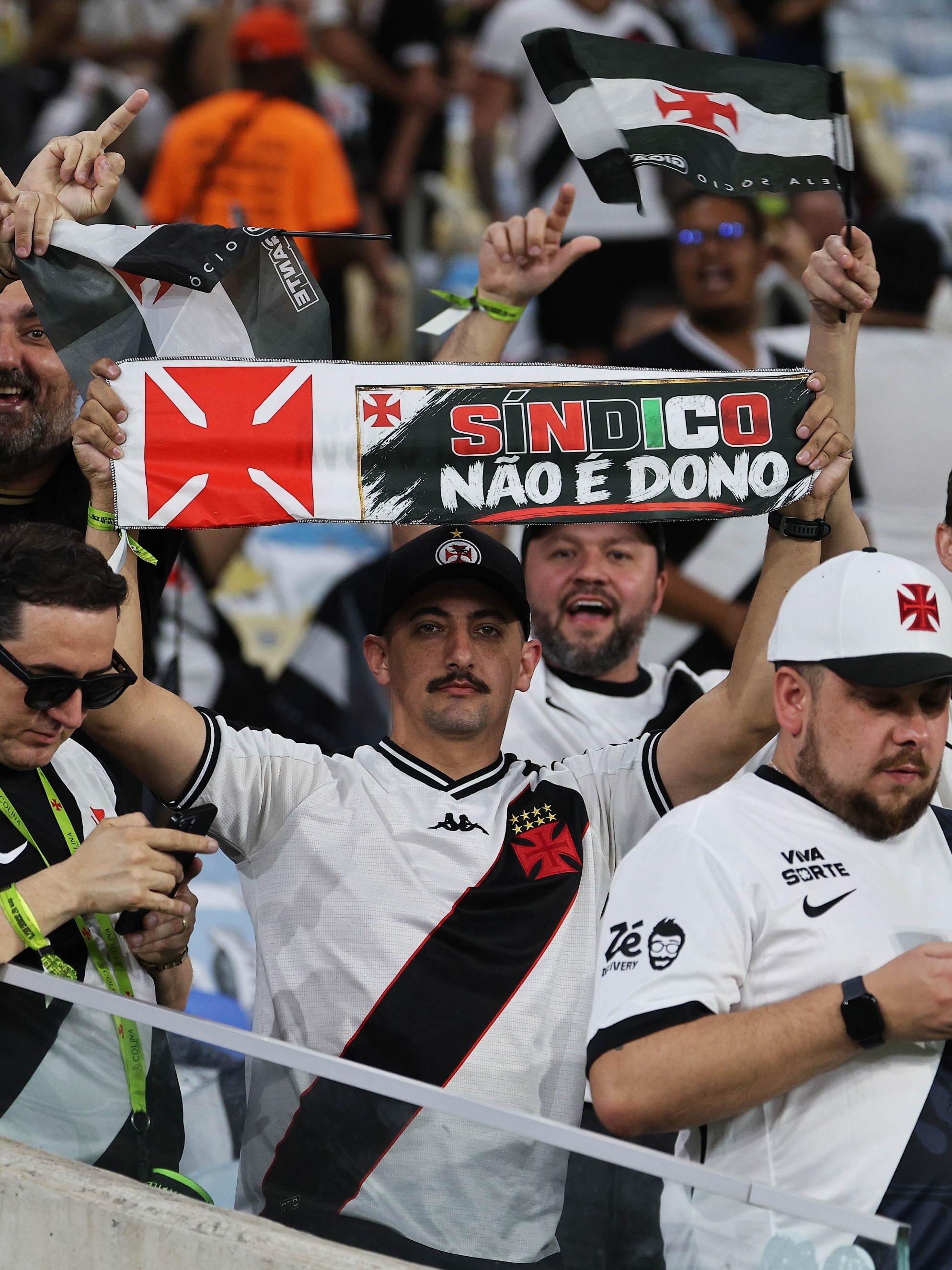 Vasco não quer Maracanã contra Fla, mas vê argumentos de rivais como trunfo