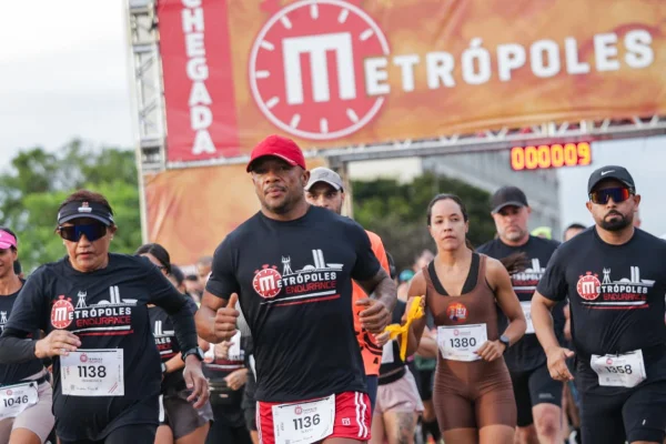 Metrópoles Endurance Corrida: veja os vencedores da prova PCD 4 KM - destaque galeria