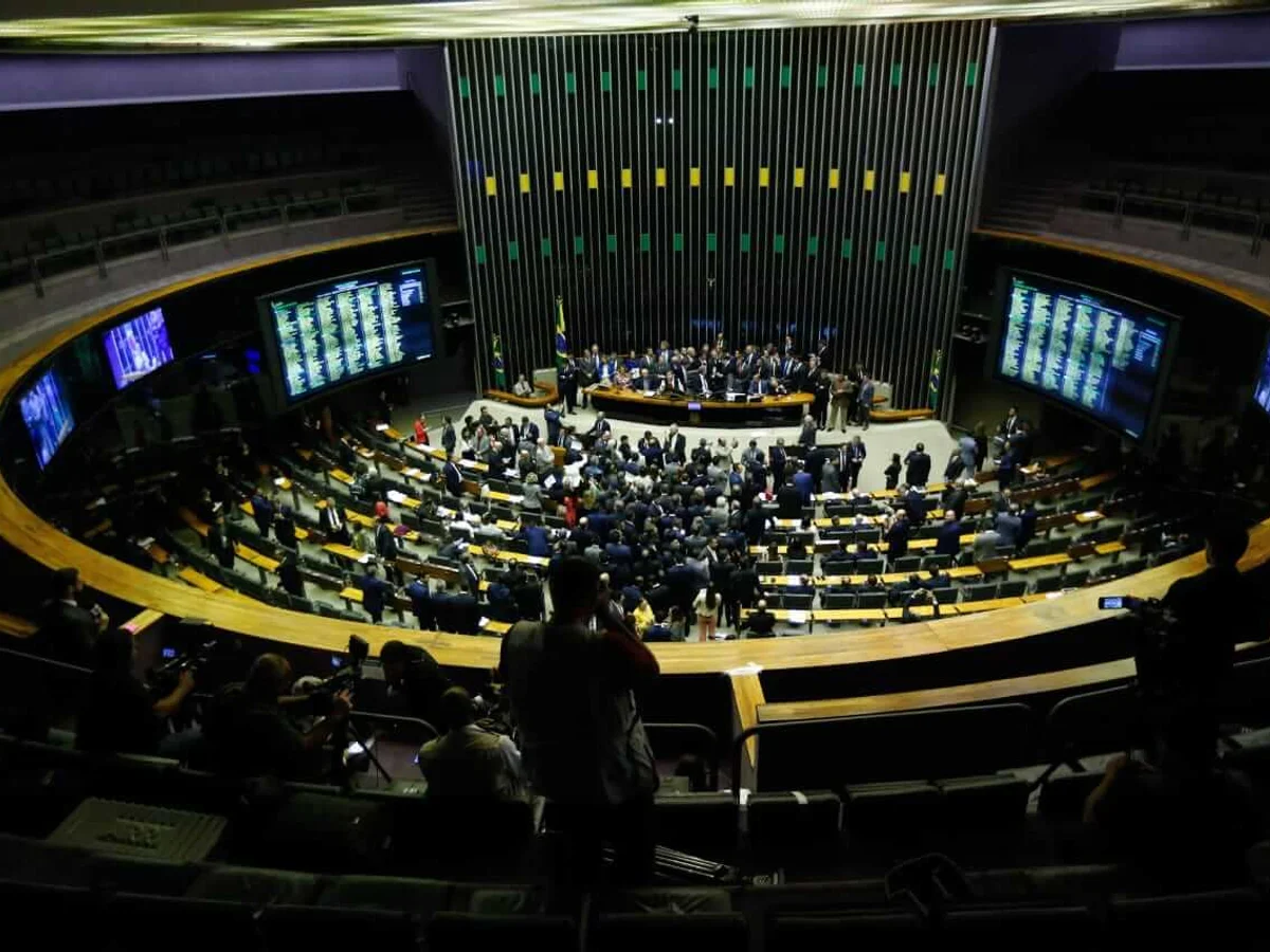 Após estreia da federação, desempenho eleitoral de União e PP cai quase 30%