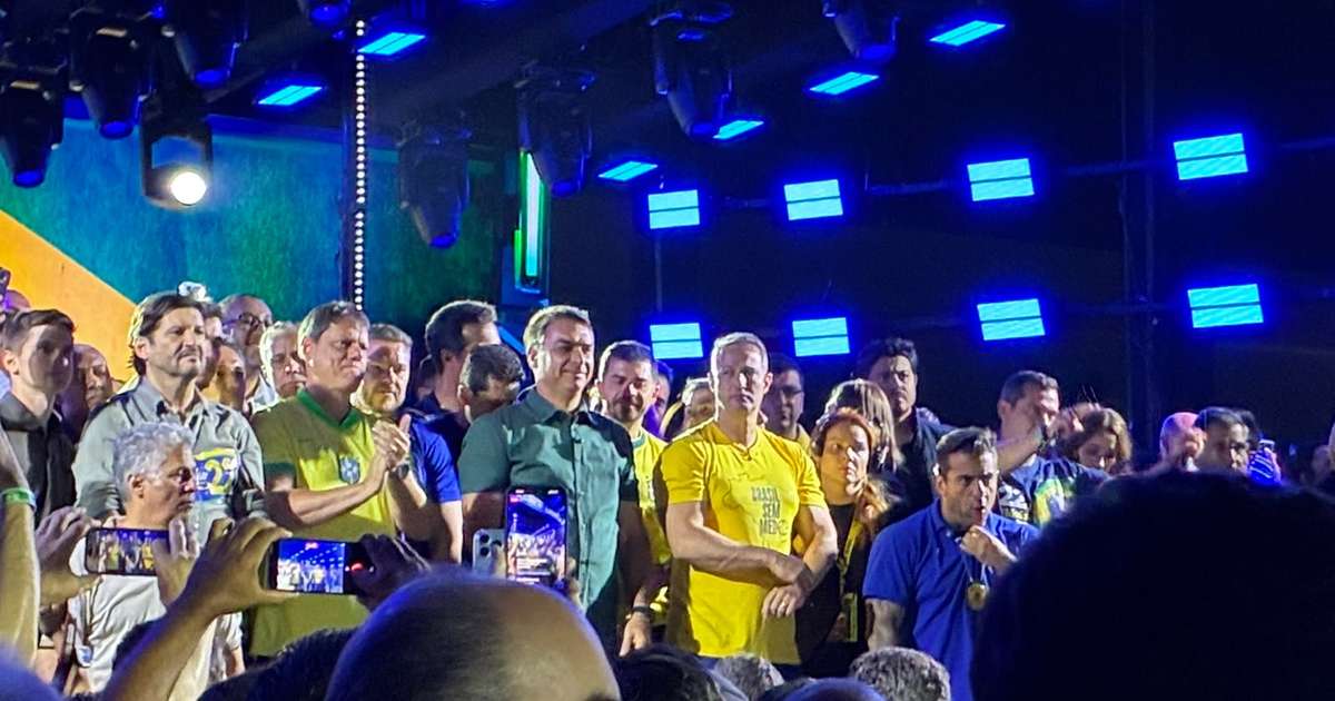 'Eu abro meu sigilo de telefone se o Marcola abrir o dele', diz Flávio Bolsonaro sobre desafio de Lula