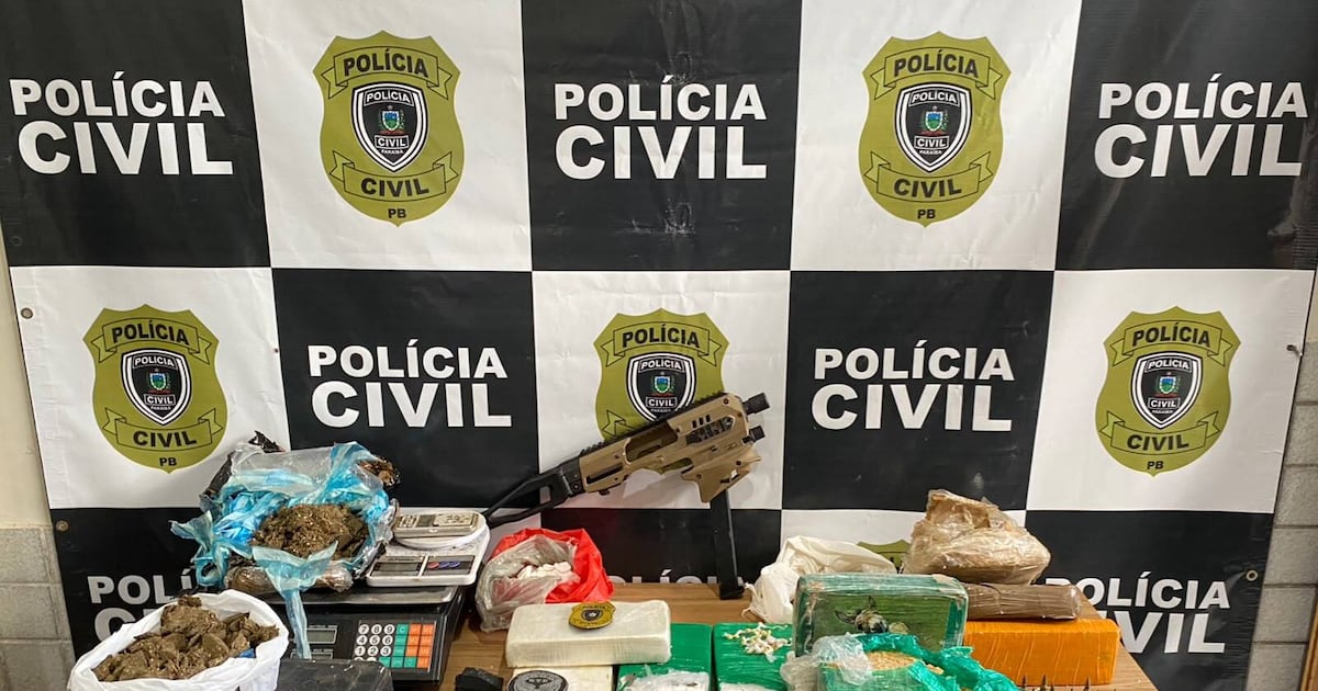 PC desarticula depósito de drogas e munições no bairro do Rosário; prejuízo é de quase R$ 750 mil para o crime