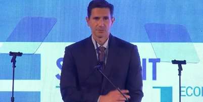 Fred Kachar durante evento do Valor em Nova York em 2024 Foto: Reprodução/YouTube