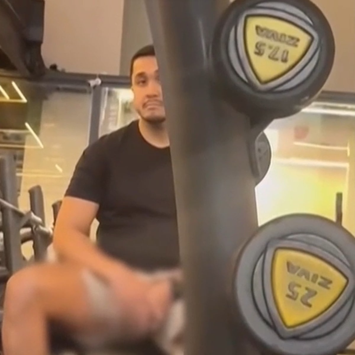 Vídeo: dentista grava homem se masturbando na frente dela em academia de SP e denuncia à polícia