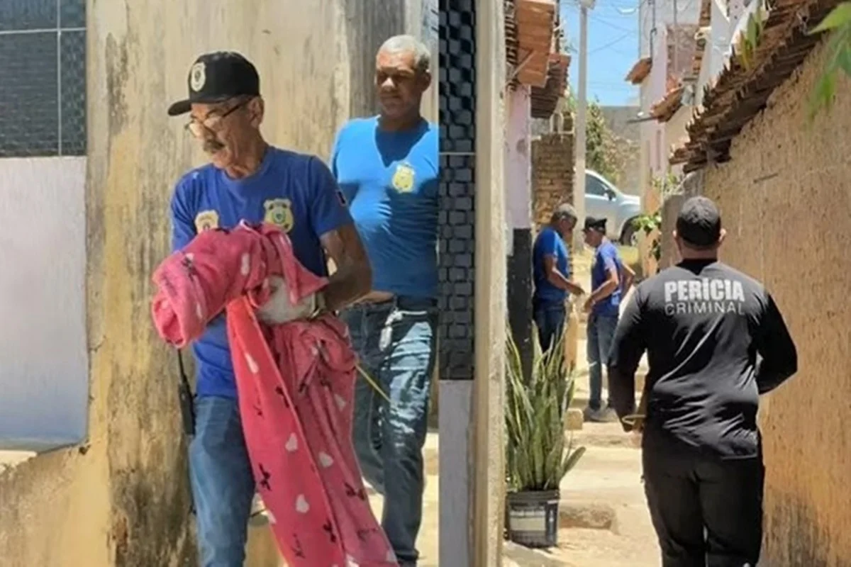 Bebê morto a facadas