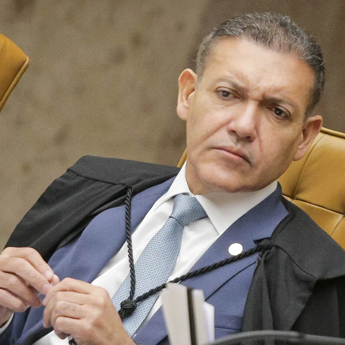 Kassio avalia liberar pedido de soltura de Bolsonaro a Fachin após 2º turno