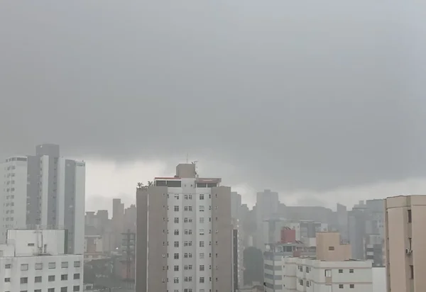 MG: 114 cidades estão sob alerta de chuva intensa, granizo e ventos fortes