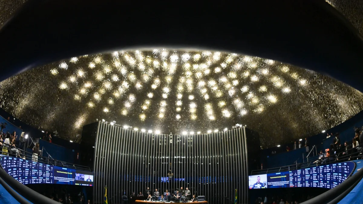 Com debate no Congresso, CNBB afirma ser contra redução da maioridade penal