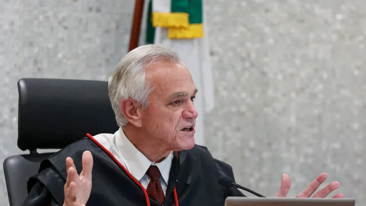 Legítima, séria e confiável", diz presidente do TRE-DF sobre eleições