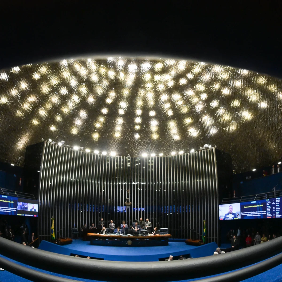 Com debate no Congresso, CNBB afirma ser contra redução da maioridade penal