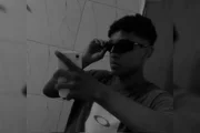 O adolescente foi morto com uma facada no tórax