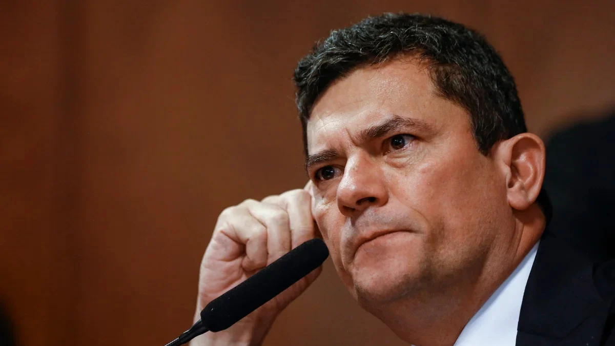 Sergio Moro se justifica após não votar PEC da escala 6x1: "Não é momento"