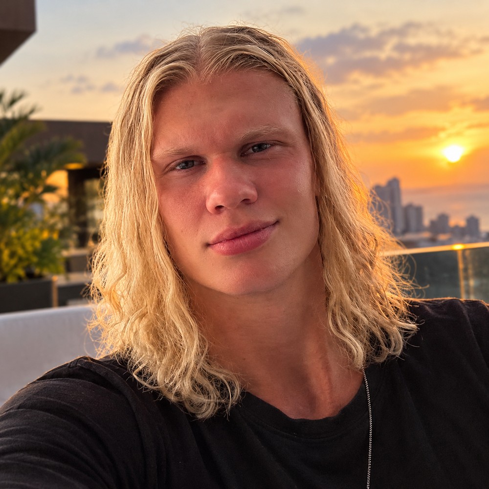 Imagem gerada pelo ChatGPT com prompt para foto de perfil estilo "influencer" — Foto: Imagem gerada por IA/OpenAI