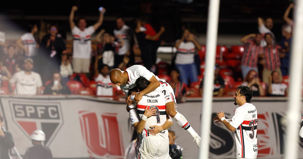Lucas Moura volta, muda o jogo, e São Paulo conta com 2 de Calleri para bater o Vitória no MorumBis