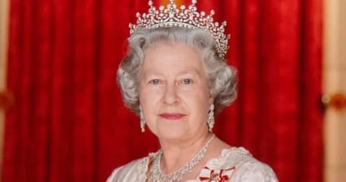 Cabeleireiro de Elizabeth II detalha rotina de cuidados e relação de confiança com a monarca