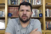 Oswaldo Eustáquio apresenta denúncia contra Lulinha na Espanha