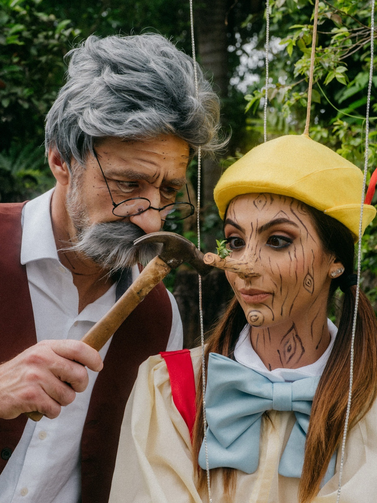 Criaturas e lendas da floresta inspiram fantasias de Halloween dos famosos