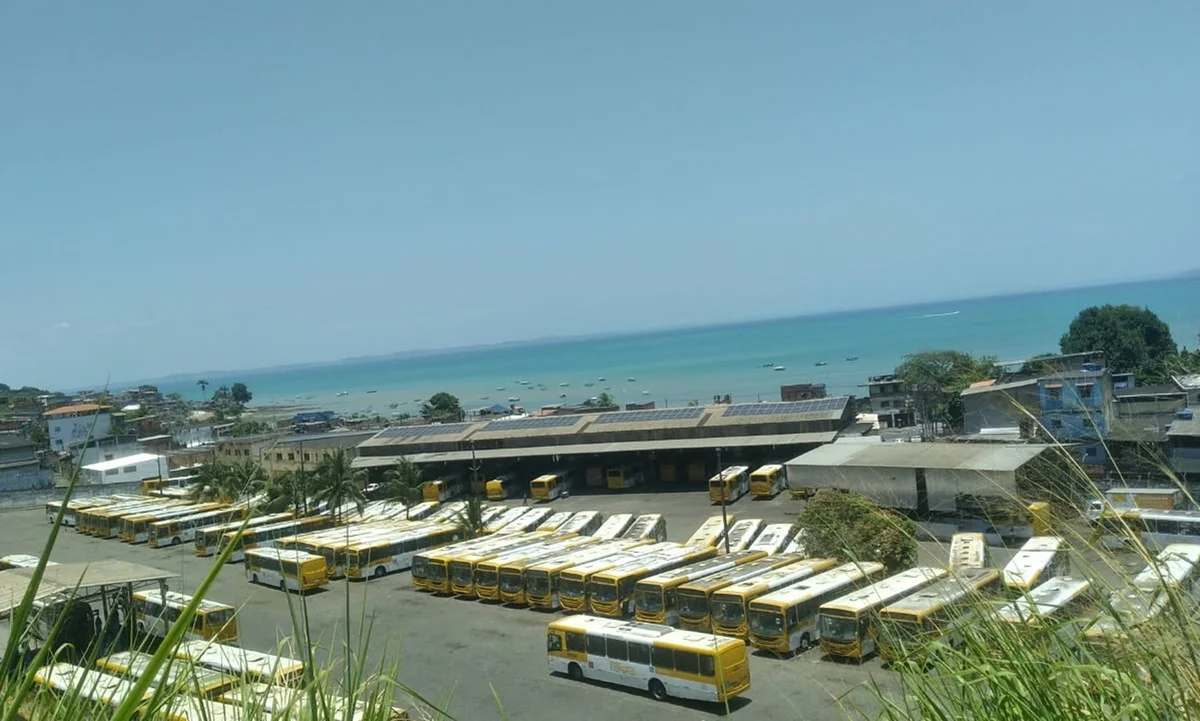 PT aciona Justiça Eleitoral após ônibus ficarem nas garagens em Salvador