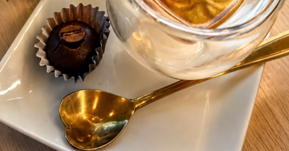 Dia Internacional do Café: bebidas com whey, receitas e sorvete de pingado