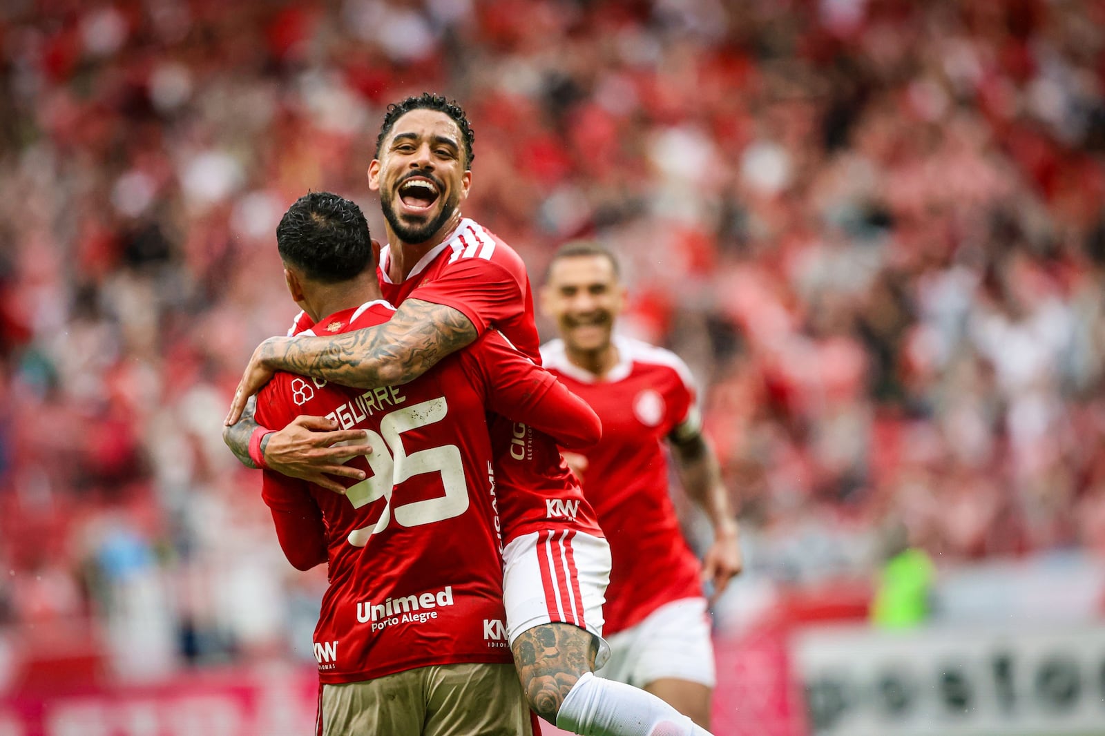 Fácil, extremamente fácil. Internacional goleou o perdido Botafogo Divulgação/Internacional