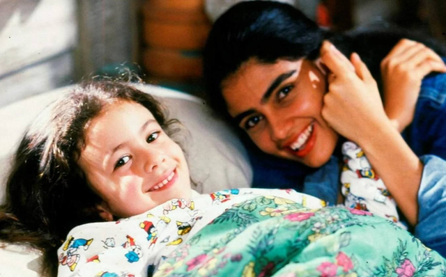 Lembra dela? Carolina Pavanelli, atriz mirim dos anos 90, resgata foto com Xuxa; veja como ela está após mudar de carreira