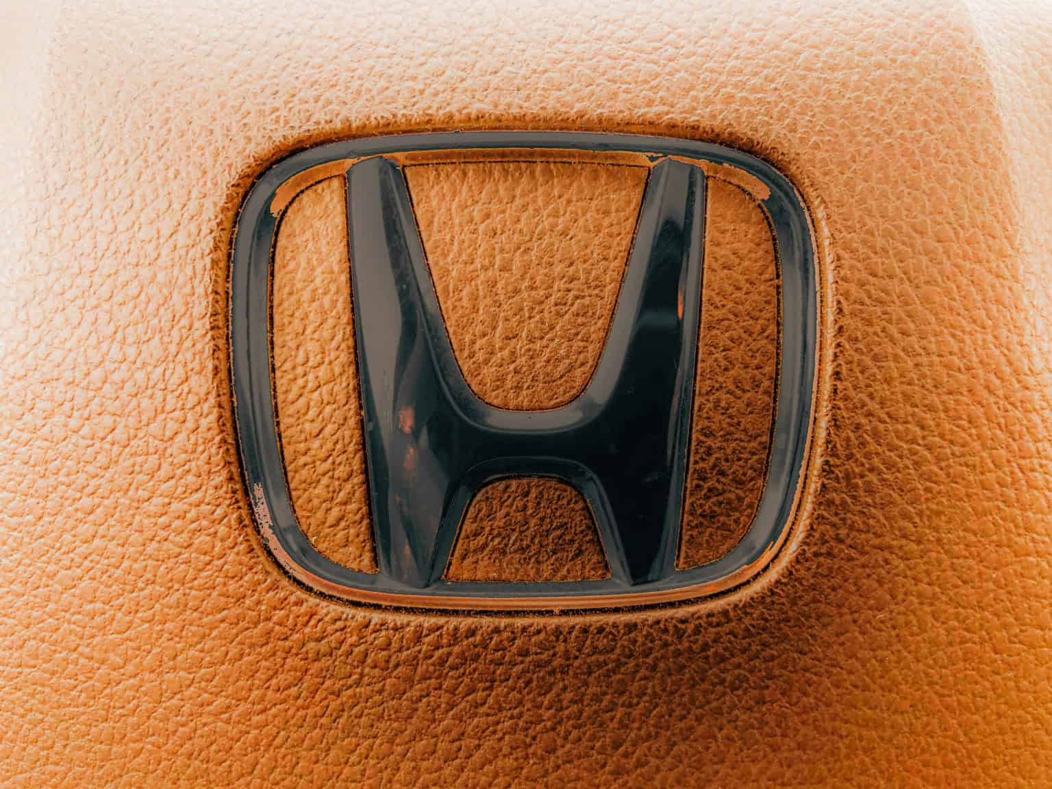 Nova tecnologia da Honda recarrega veículos enquanto eles rodam