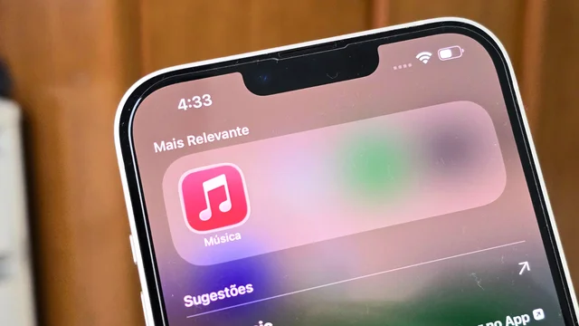 Apple Music acaba com minimalismo e testa novo logo no iPhone