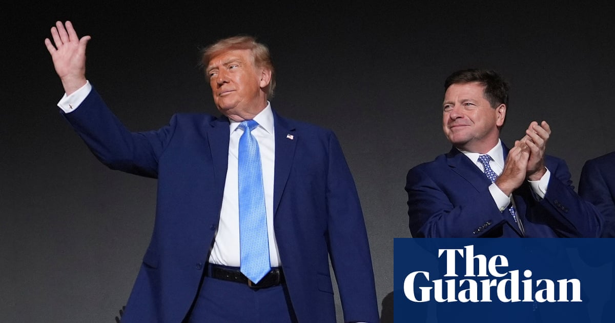 Trump nomeia o chefe da inteligência Jay Clayton como novo czar de IA da Casa Branca